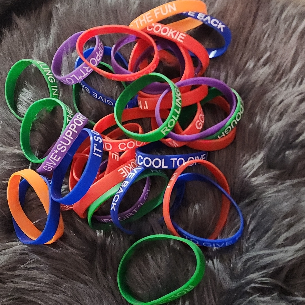 Lot of 35 fundraiser bracelets rubber band bracelet fund raise selling